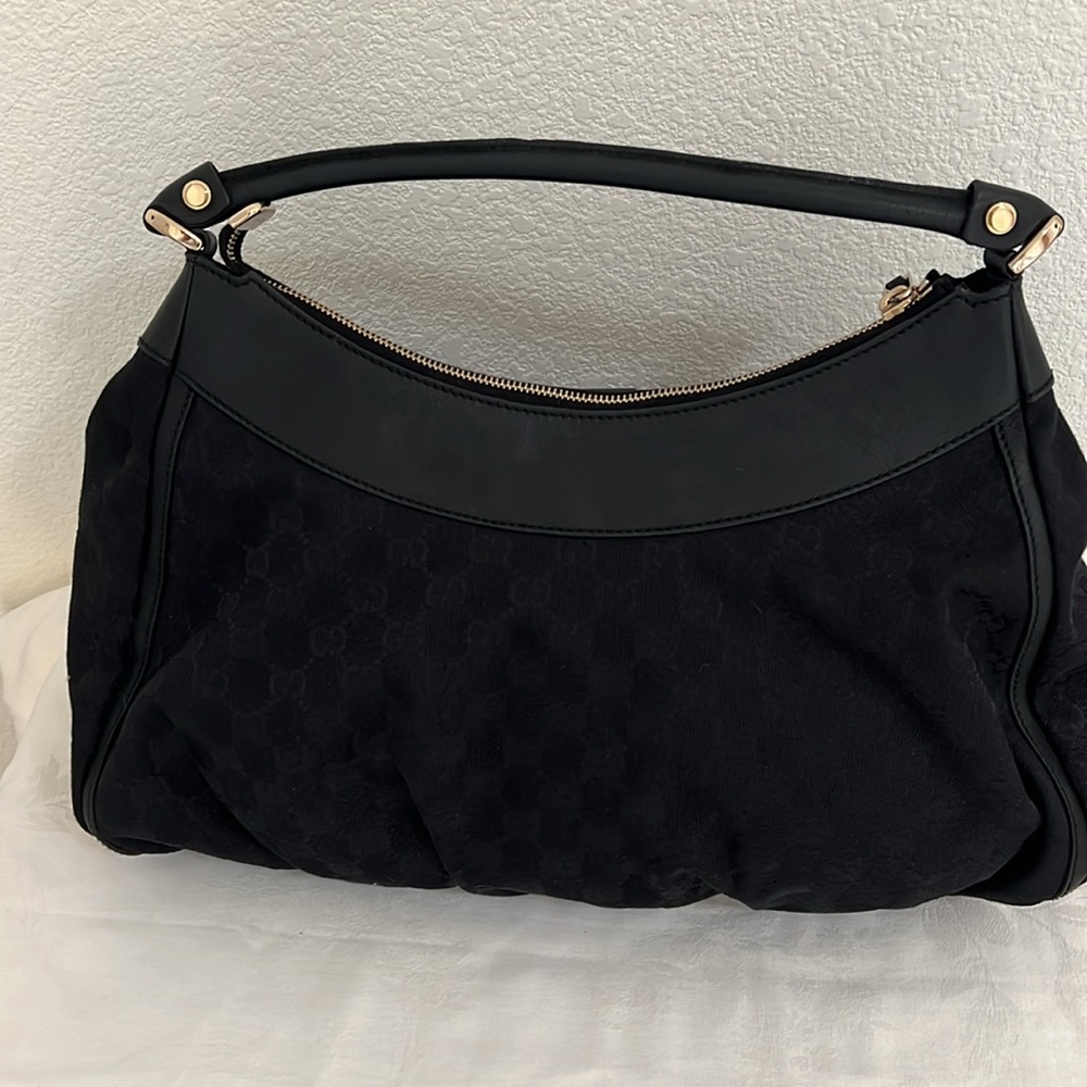 Black Gucci Abby Shoulder Bag. 💯 Authentic - Picture 2 of 15